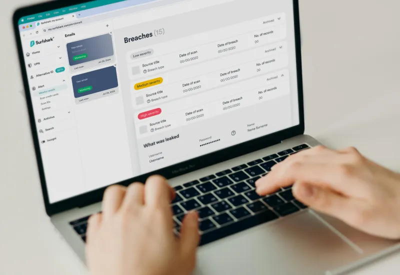 Surfshark Alert 数据泄露监控面板